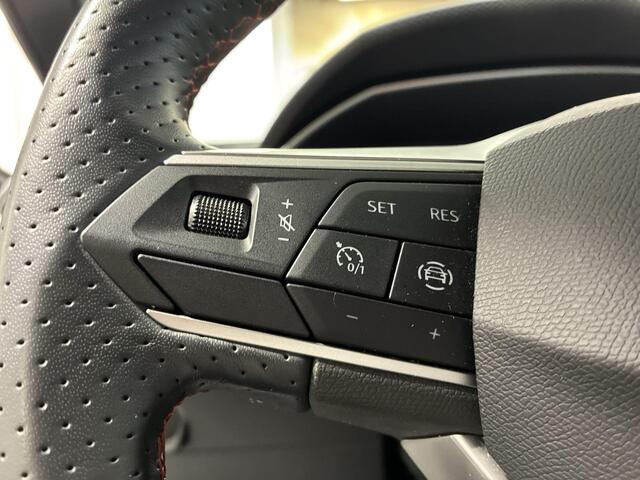 Seat LEON Sportstourer 1.0 eTSI 110pk DSG Style Business Intense · Apple/Android Car Play · Navigatie · P-Sensoren · Cruise Control · Sfeerverlichting · 18'' Inch · Garantie t/m 16-01-2028 of 100.000km