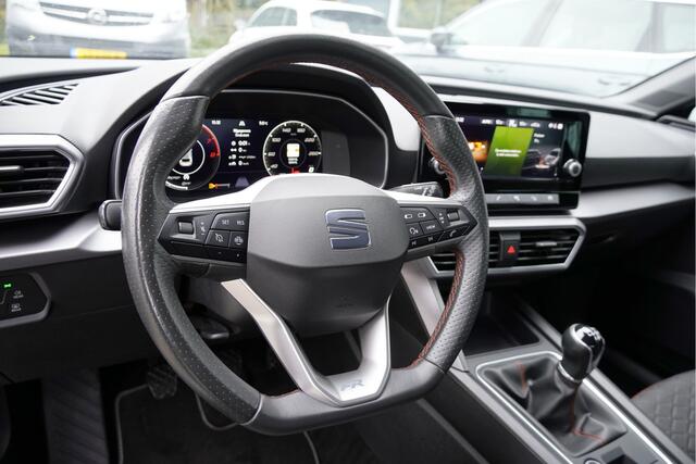 Seat LEON 1.0 TSI 5drs FR BJ2021 Lmv 17" | Led V+A | Pdc | App-Connect | Virtual cockpit | Climate control | Cruise control | Sportstoelen | Zwarte hemel | Extra getint glas