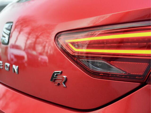 Seat LEON 1.5 TSI 150PK FR Business Intense Keyless Cruise Control Virtual Navi SEAT-Sound System Trekhaak