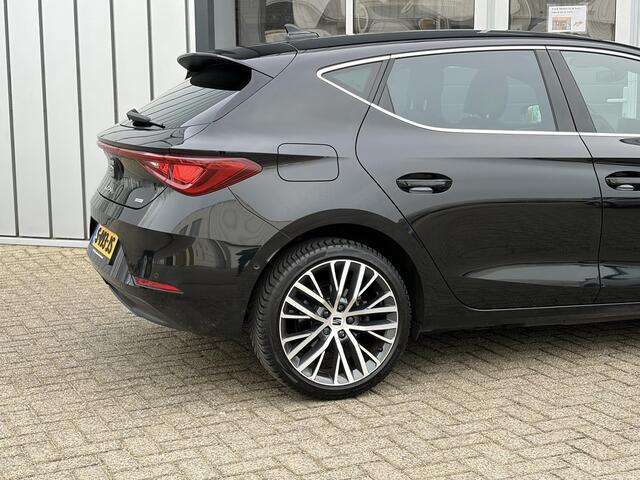 Seat LEON Sportstourer 1.4 TSI eHybrid PHEV Xcellence Business Intense | LED | Climate | Camera | Parkeer sensoren |