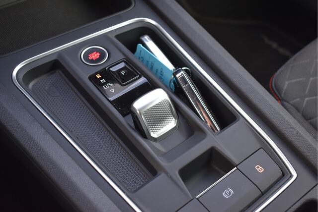 Seat LEON Sportstourer 1.4 TSI eHybrid PHEV FR Business Intense Camera, Elek. trekhaak, Stoel/stuurverwarming, Carplay