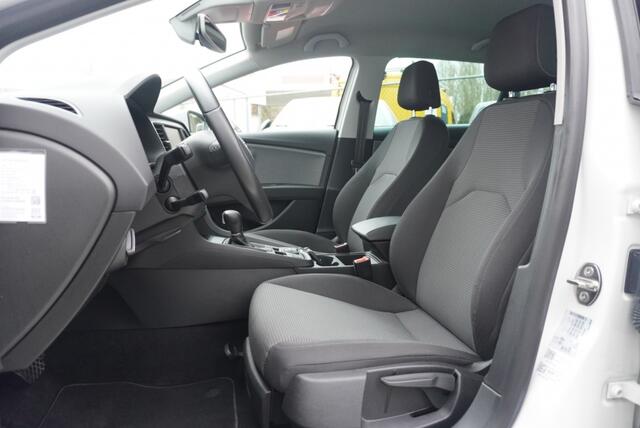 Seat LEON ST 1.0 EcoTSI St. BnsI. Automaat | CarPlay | Park.sensoren | Keyles