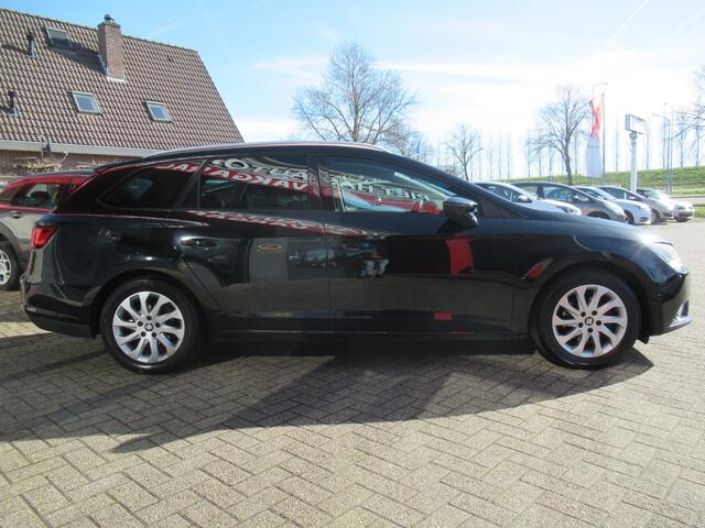 Seat LEON ST 1.0 EcoTSI Style Connect | Clima-Airco | Navigatie | Parkeersensoren | Incl. Garantie | Bluetooth |
