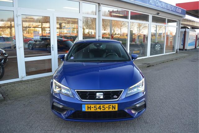 Seat LEON 1.5 150PK TSI FR Business Intense ? Beats ? CarPlay ? Stoel VW ? Trekhaak afn. ? Orig. NL ?