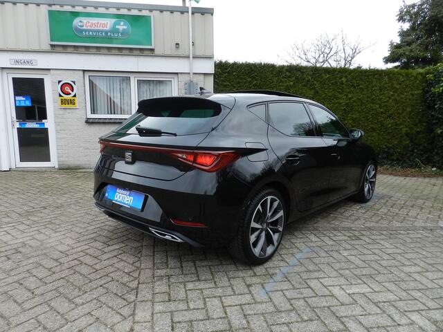 Seat LEON 1.5 eTSI FR Business Intense Beats Audio System - Panorama dak - Apple CarPlay - Android Auto - Park.Camera + Sensoren