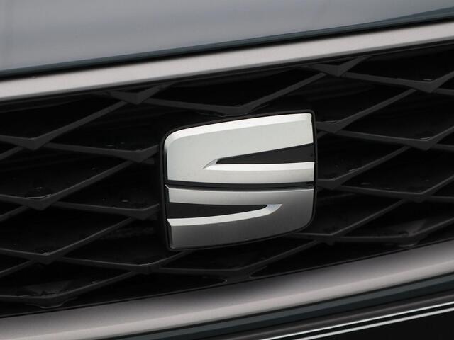 Seat LEON FR Business 1.5 TSI eHybrid 204 PK | Achteruitrijcamera | Adaptive cruise control | Navigatie