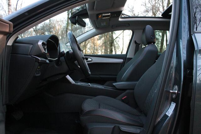 Seat LEON Sportstourer 1.4 TSI eHybrid PHEV FR | Pano | ACC | Keyless