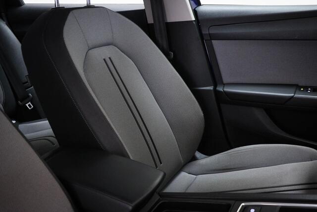 Seat LEON Sportstourer 1.5 eTSI Style Launch Edition | LED | STUUR / STOEL- VERWARMING | DAB