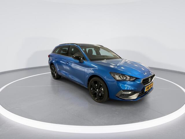 Seat LEON Sportstourer 1.5 TSI e-Hybrid 204pk DSG FR Business · Camera · Apple/Android Car Play · Side Assist · ACC · Sportstoelen · Sfeerverlichting · Garantie t/m 15-05-2029 of 100.000km