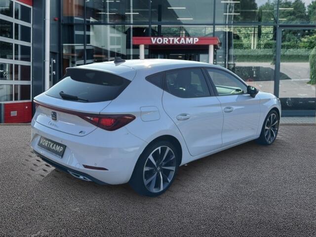 Seat LEON 2.0 TDI FR CAMERA/BEATS/ACC/STOEL+STUURVERW