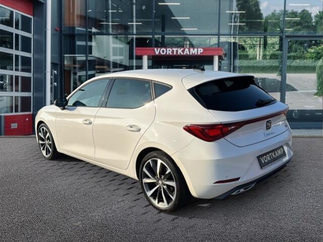 Seat LEON 2.0 TDI FR CAMERA/BEATS/ACC/STOEL+STUURVERW