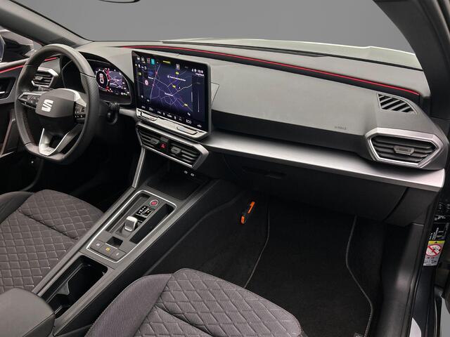 Seat LEON Sportstourer 1.5 TSI e-Hybrid FR Business 204pk Automaat Trekhaak, Adaptive cruise control, Stuurwiel verwarmd, Black pack, Navigatie, LED-matrix verlichting, Achteruitrijcamera, Parkeersensoren