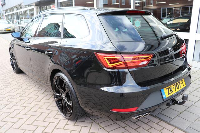 Seat LEON ST 1.5 TSI FR Business Intense Trekhaak, Nederlandse auto.