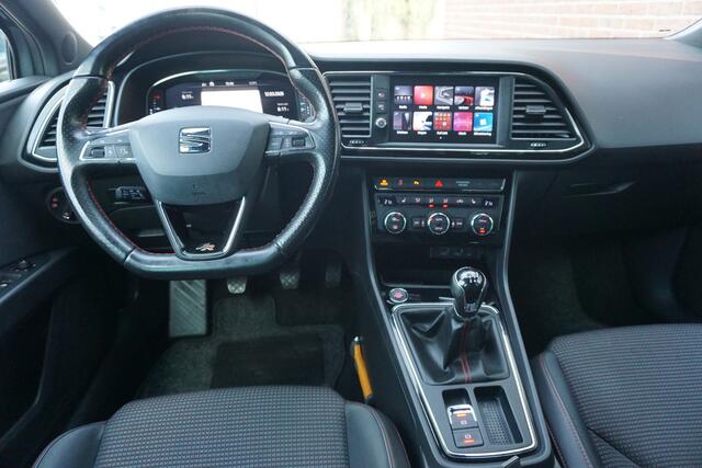 Seat LEON 1.4 EcoTSI FR Business Intense Trekhaak | PDC | Stoelverw. | ECC *All in prijs*