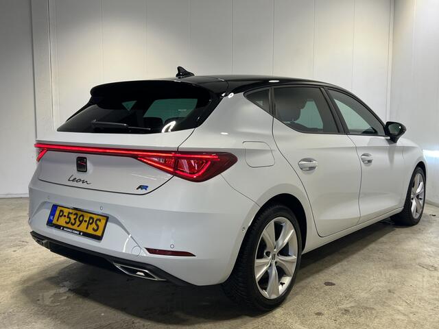 Seat LEON 1.0 TSI FR Business Intense | Navigatie/Android/Apple Carplay | LM Velgen 17" | Cruise Control Adaptief | Airco Automatisch | Full LED Verlichting |