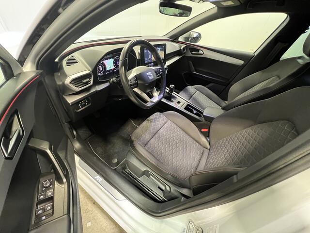 Seat LEON 1.0 TSI FR Business Intense | Navigatie/Android/Apple Carplay | LM Velgen 17" | Cruise Control Adaptief | Airco Automatisch | Full LED Verlichting |