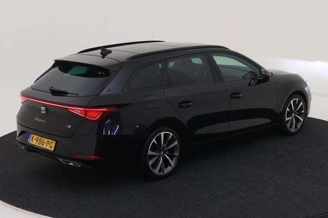 Seat LEON Sportstourer 1.5 TSI 150pk FR Launch Edition / Navigatie / Panoramadak / Stoelverwarming / Camera