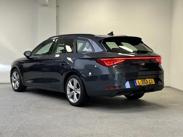 Seat LEON Sportstourer 1.5 TSI Style Intense | TREKHAAK | ALL-SEASONS | STOELVERWARMING |