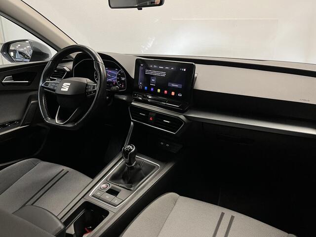 Seat LEON Sportstourer 1.5 TSI Style Intense | TREKHAAK | ALL-SEASONS | STOELVERWARMING |