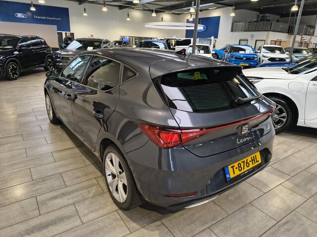 Seat LEON 1.4 TSI eHybrid 204 PHEV FR | Trekhaak | Camera | LED | Stoelverw. | Adapt. Cruise | 4 seiz. banden