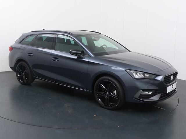 Seat LEON Sportstourer 1.5 TSI e-Hybrid FR Business 204 PK | SoH 100% | Trekhaak | Adaptive Cruise Control | Achteruitrijcamera |