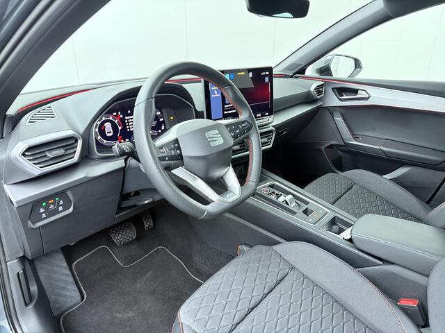 Seat LEON Sportstourer 1.5 TSI e-Hybrid FR Business 204 PK | SoH 100% | Trekhaak | Adaptive Cruise Control | Achteruitrijcamera |