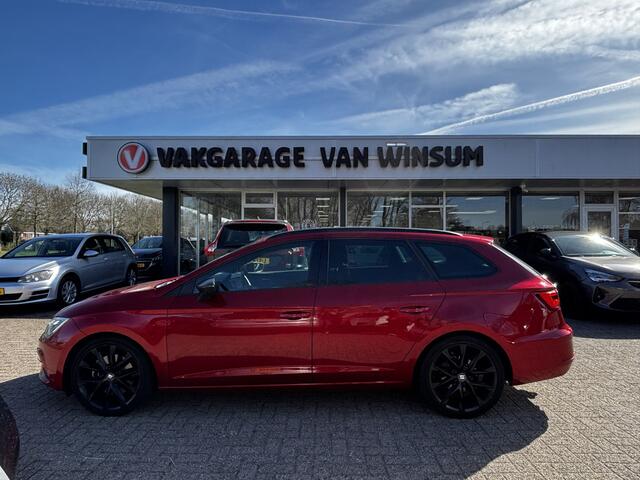 Seat LEON ST 1.5 TSI FR Ultimate Edition Black 150PK Cruise Pano/schuifdak Automaat Stoel/Stuurverwarming Navi Applecarplay Nap