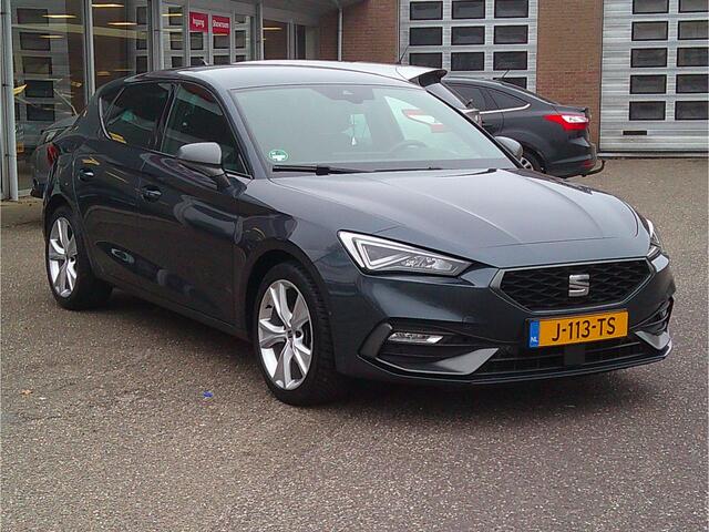 Seat LEON 1.0 TSI FR Launch Edition Staat in Hardenberg