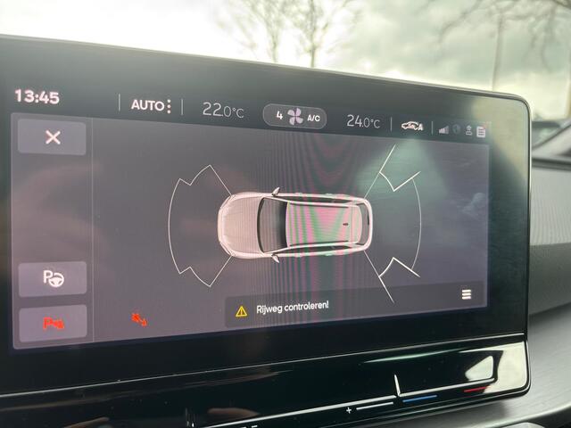 Seat LEON Sportstourer 1.5 TSI FR Launch Edition | Uitklapbare Trekhaak | Sfeerverlichting | Apple Carplay | Parkeer Sensoren