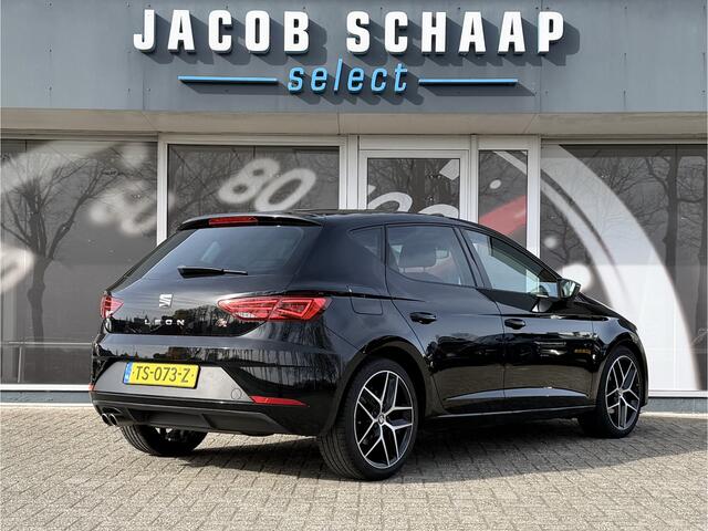 Seat LEON 1.4 EcoTSI FR Business Intense Sensoren V+A / Carplay / Cruise C. / Winter Pakket / Navi