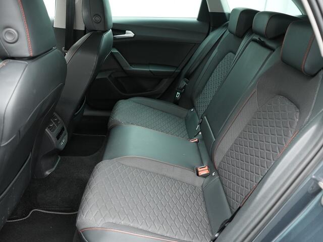 Seat LEON Sportstourer 1.4 TSI eHybrid PHEV FR Business Intense | VERWACHT | BTW | Trekhaak | Volle Auto!