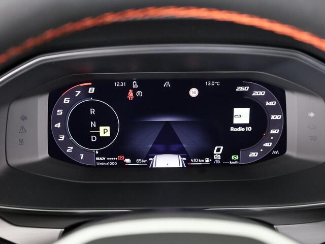 Seat LEON Sportstourer 1.5 TSI e-Hybrid Style Business Intense 204pk | Trekhaak | Safe & Drive | 18 inch velgen | Black Pack |