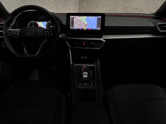 Seat LEON 1.5 eTSI FR Sport 150Pk Automaat (PANORAMADAK, APPLE CARPLAY, STUUR/STOELVERWARMING, CAMERA, SPORTSTOELEN, TREKHAAK, GETINT GLAS, ADAPTIVE CRUISE, NIEUWSTAAT)
