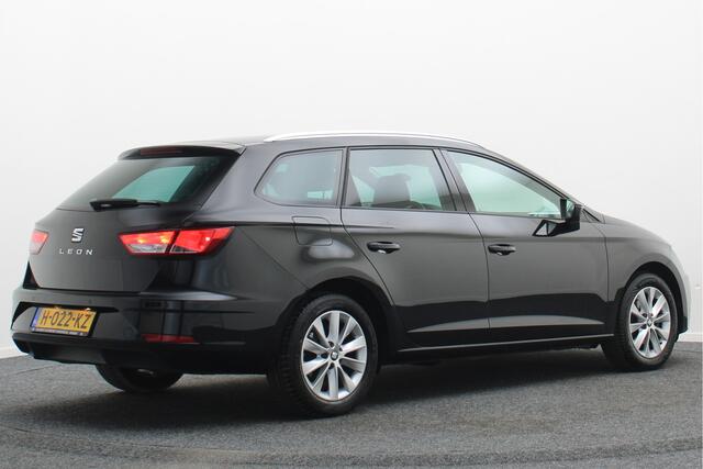 Seat LEON ST 1.0 TSI Style Ultimate Edition Camera, Keyless, Apple Carplay, Climate, PDC