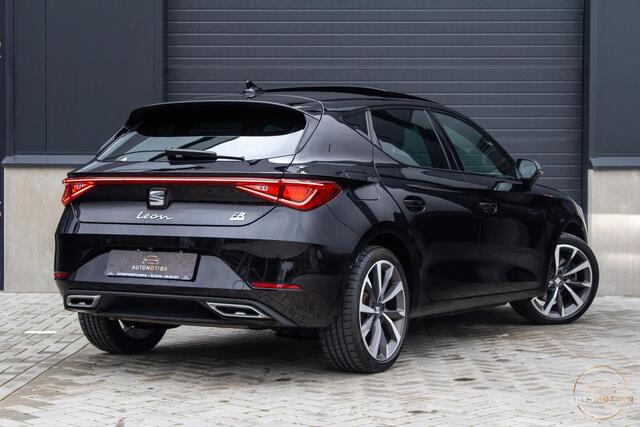Seat LEON 1.4 TSI eHybrid PHEV FR PANO MEMORY CAMERA