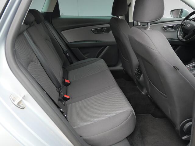 Seat LEON ST 1.0 EcoTSI STYLE INTENSE | NAVIGATIE | CARPLAY | ALL-SEASON | TREKHAAK | APK 02-2027!!