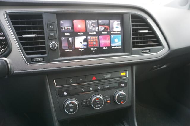 Seat LEON 1.0 TSI Style Intense | CARPLAY | CLIMATE | NAVI | PDC |