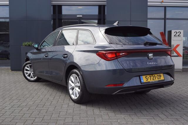 Seat LEON Sportstourer 1.5 TSI DSG Style / LED / Key-less / Park-assist/ Virtual cockpit / Navi