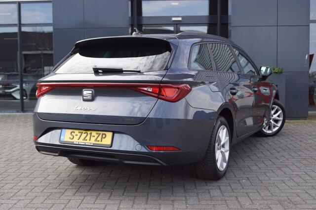 Seat LEON Sportstourer 1.5 TSI DSG Style / LED / Key-less / Park-assist/ Virtual cockpit / Navi