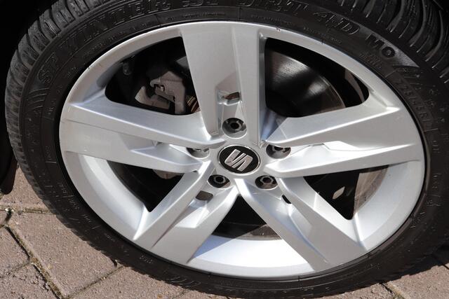 Seat LEON 1.4 EcoTSI FR Navigatie, Full-led.