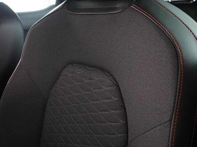 Seat LEON 1.5 TSI e-Hybrid FR Business | Technology Pack | Draadloze Carplay | Sportstoelen vóór | Dodehoeksensor (Side Assist)