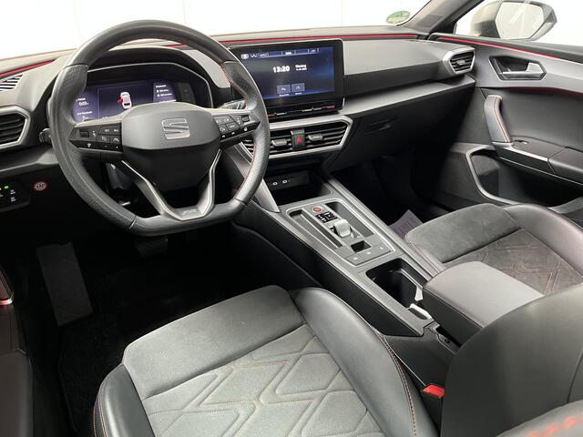 Seat LEON Sportstourer 1.4 TSI eHybrid PHEV FR Business Intense / AUTOMAAT/ PANO/ ALCANTARA/ CAMERA/ PARK. SENSOREN/ MEMORY SEATS/ DCC/ ELEK. ACHTERKLEP/ DODE HOEK/ KEYLESS/ LED/ STOEL-STUURVERWARM./ FULL LINK/ ADAPT. CRUISE/ NAVI/ CLIMA/ DAB/ 18" LMV