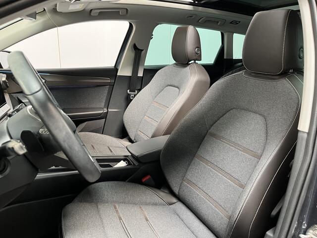 Seat LEON Sportstourer 1.4 TSI eHybrid PHEV Xcellence / AUTOMAAT/ PANO/ PARK. SENSOREN/ KEYLESS/ STOEL-STUURVERWARM./ LED/ BLUETOOTH/ ADAPT. CRUISE/ NAVI/ CLIMA
