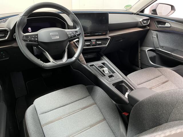 Seat LEON Sportstourer 1.4 TSI eHybrid PHEV Xcellence / AUTOMAAT/ PANO/ PARK. SENSOREN/ KEYLESS/ STOEL-STUURVERWARM./ LED/ BLUETOOTH/ ADAPT. CRUISE/ NAVI/ CLIMA