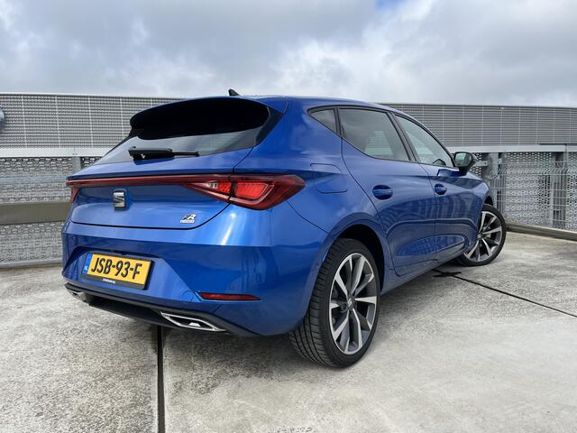 Seat LEON 1.5 TSI e-Hybrid FR Business Achteruitrijcamera - Dode hoeksensor