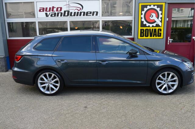 Seat LEON ST 2.0 TSI FR Business Intense O.a: Pano, PDC, Camera, Clima, Navi, Cruise, Carplay, Etc. All-in prijs! ND Auto!