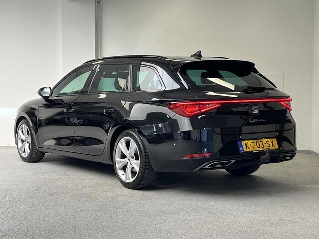 Seat LEON Sportstourer 1.5 eTSI FR Launch Edition | TREKHAAK | CARPLAY | 1e-EIG |
