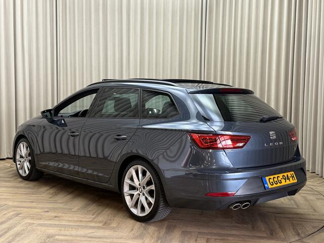 Seat LEON ST 2.0 TSI FR 191 PK Panoramadak / Beats / Virtual / Leder / Adapt. Cruise / LED / Keyless / Afn. Trekhaak / 18'' LMV