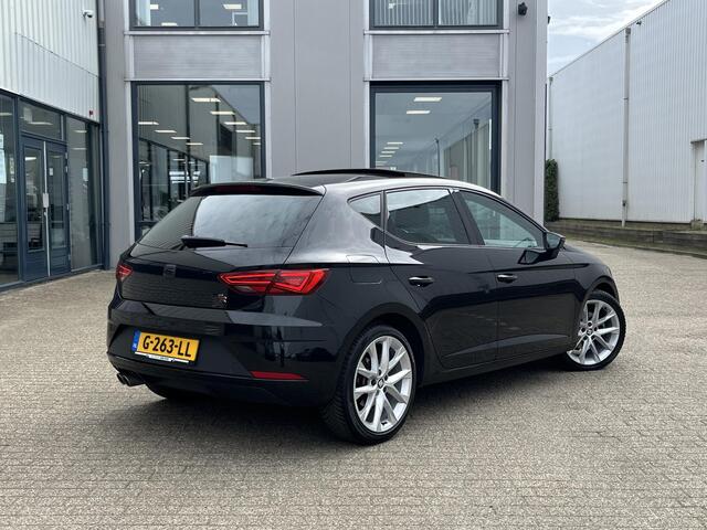 Seat LEON 1.5 TSI FR Business Intense | Leder/LED/Navi/Pano.Dak/Clima/Cruise/18"/Stoelverwarming/Apple CarPlay-Android Auto