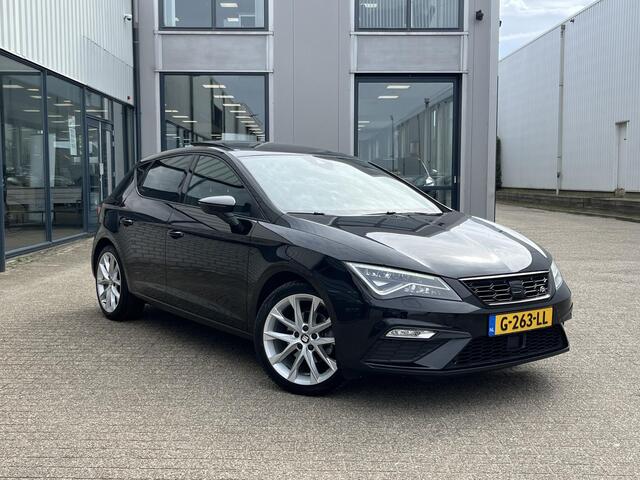 Seat LEON 1.5 TSI FR Business Intense | Leder/LED/Navi/Pano.Dak/Clima/Cruise/18"/Stoelverwarming/Apple CarPlay-Android Auto